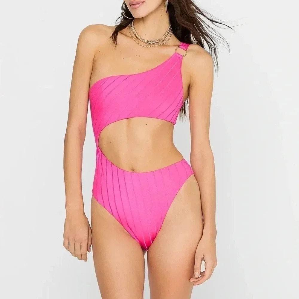 NWOT Beach Bunny Lilly One Piece in Influencer Hot Pink Ribbed Cut Out Swimsuit